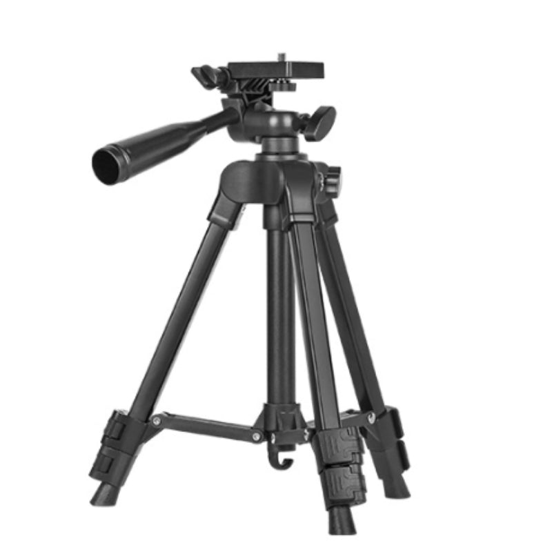 A Lightweight Tripod for Mirrorless Cameras And Smartphones That Can Be Used for Various Activities
